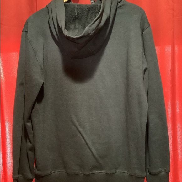 **********LIKE NEW BOY SWEAT SUIT********* - Picture 3 of 7